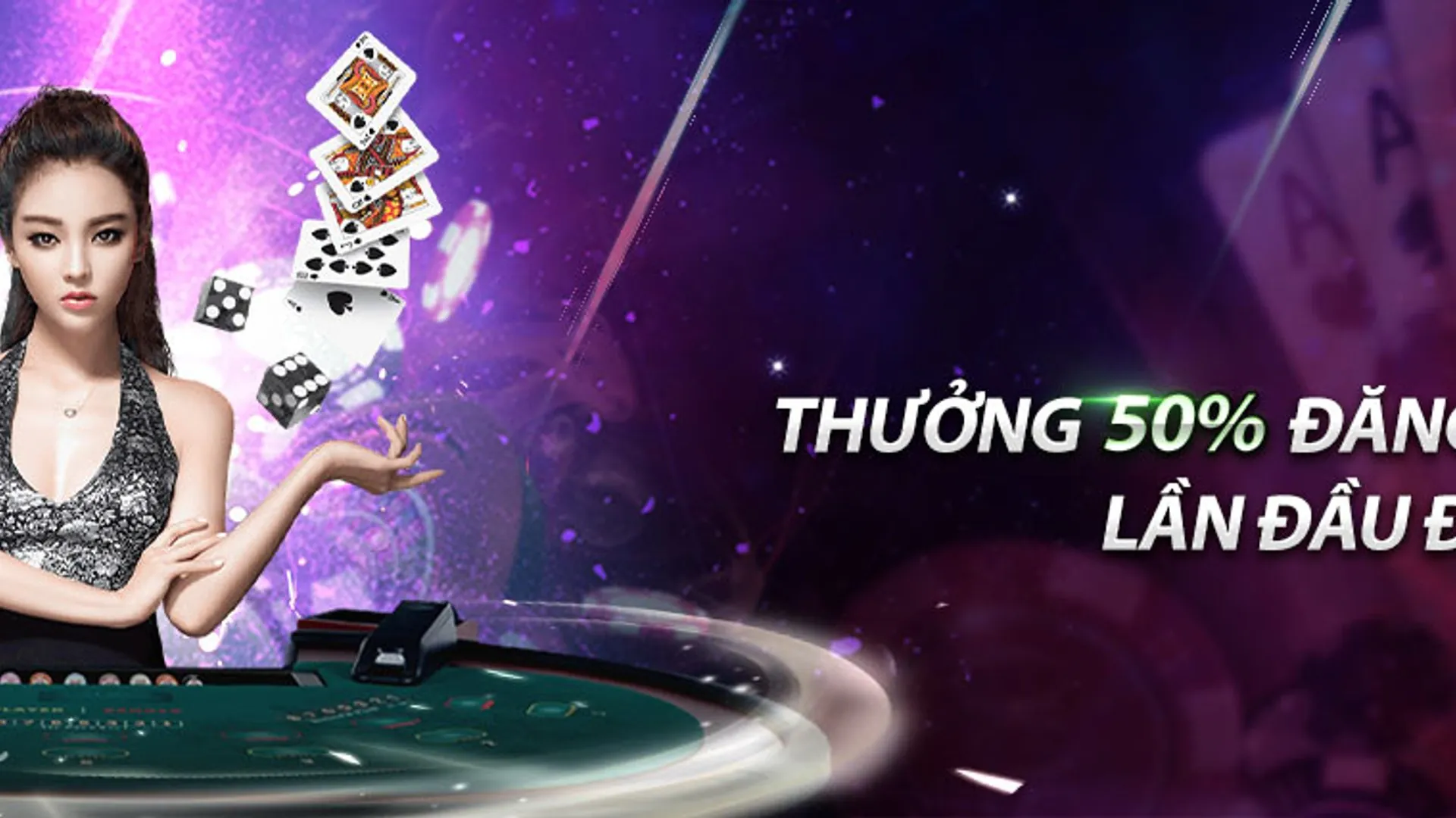 Hình ảnh tiền thưởng casino và chip vàng, biểu tượng chào mừng